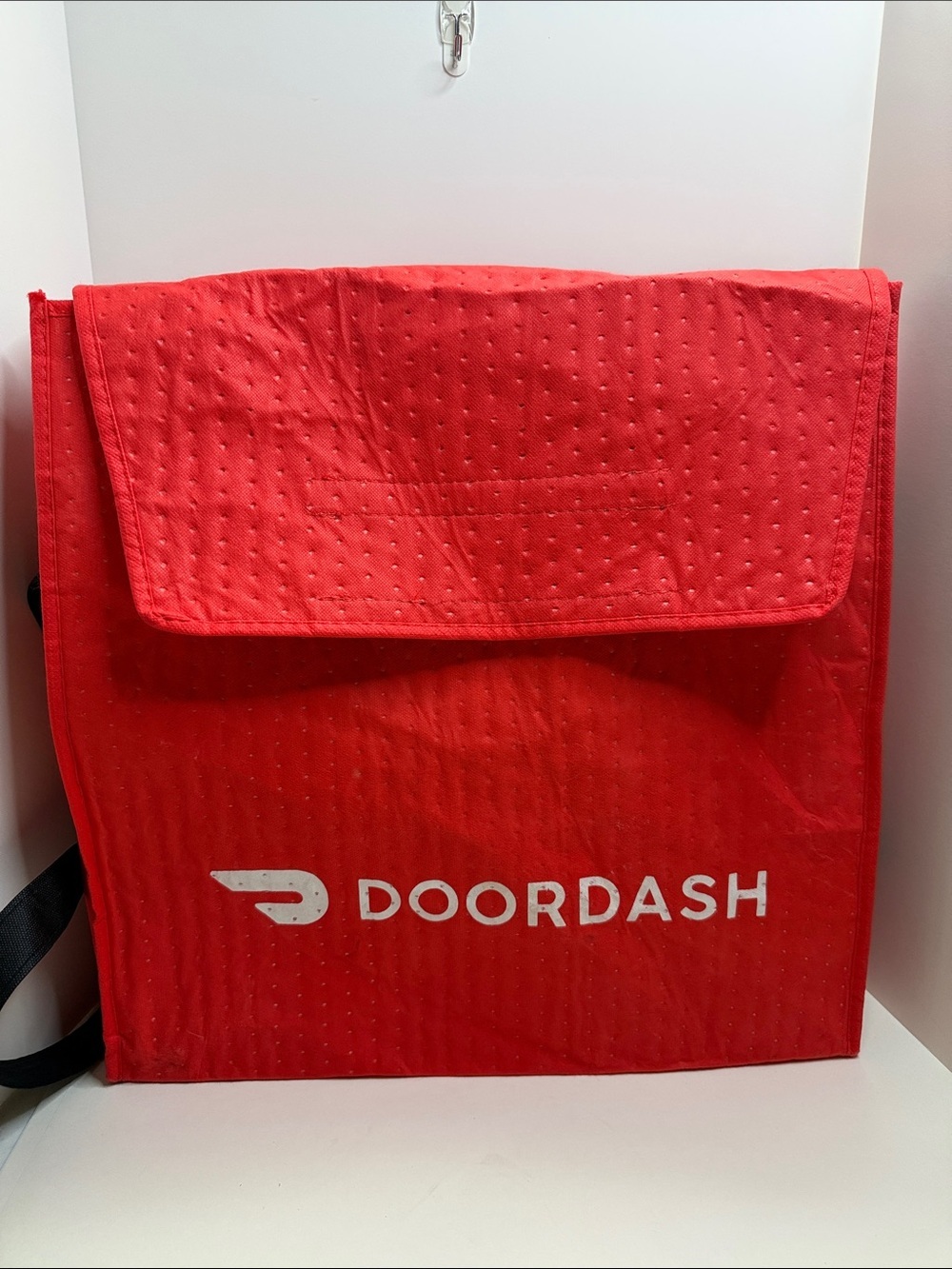 Official DoorDash pizza bag with handles Velcro closure.